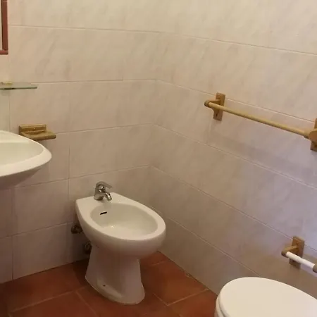 2 People Farmhouse Luzi Apartamento Passo di Treia